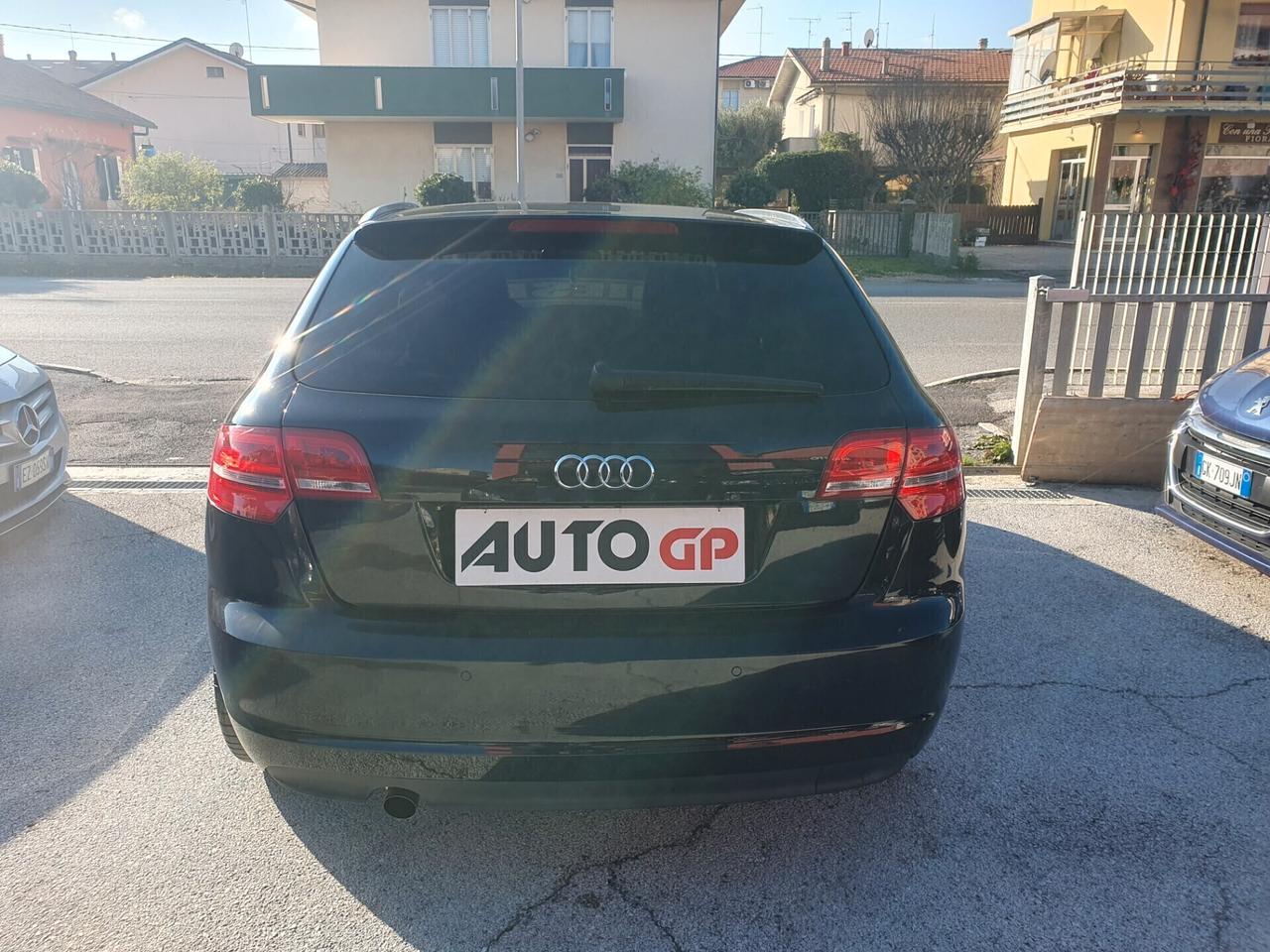 Audi A3 SPB 1.6 TDI 105 CV S-line Neopatent 2012