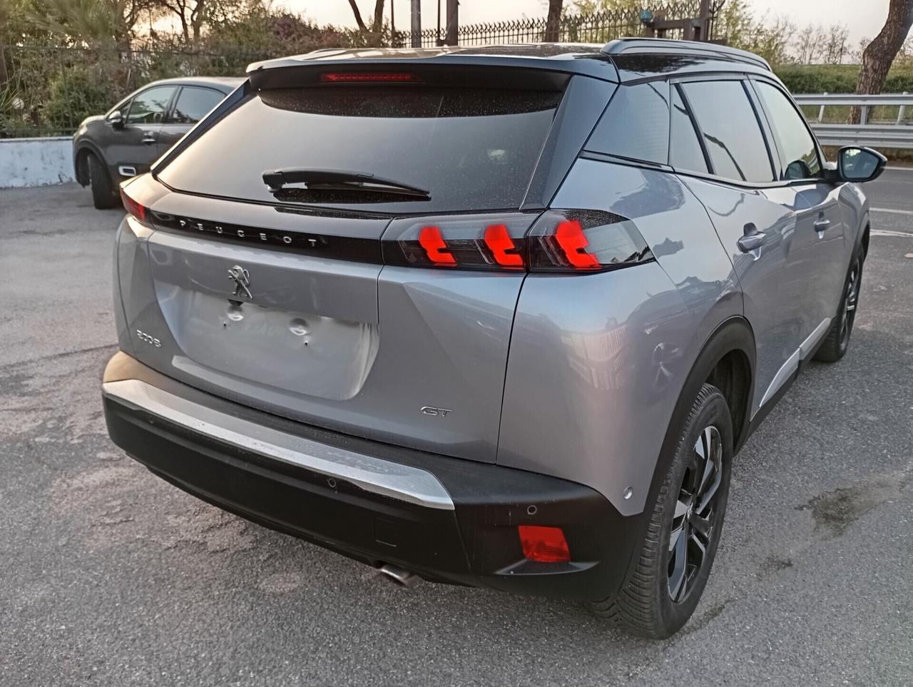Peugeot 2008 1.5 BlueHDi 110CV GT