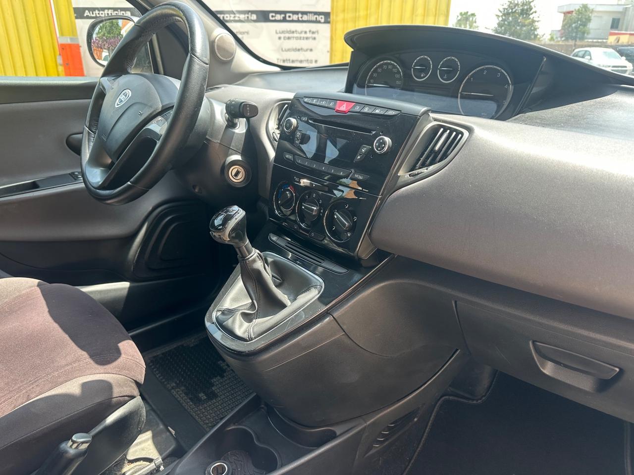 LANCIA YPSILON 1.3 MULTIJET*95CV*PLATINUM*OK NEOPATENTATI* MANUALE*