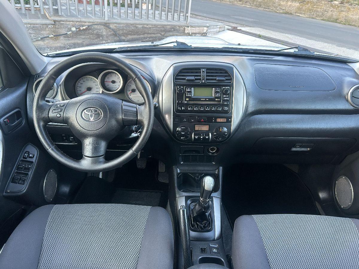 TOYOTA - RAV4 - 2.0 Tdi D-4D 116cv 5 porte Sol