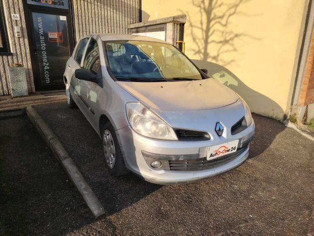 RENAULT Clio 1.2 16V 5 porte Le Iene NEOPATENTATI