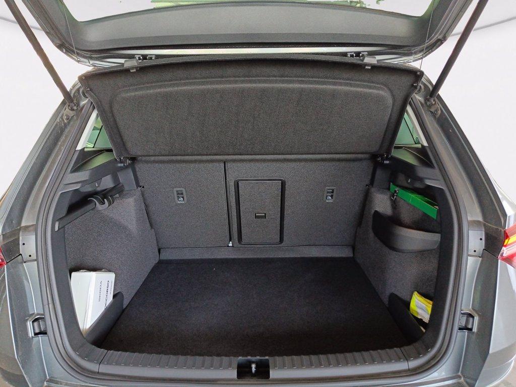 SKODA Karoq 1.5 tsi executive dsg del 2025