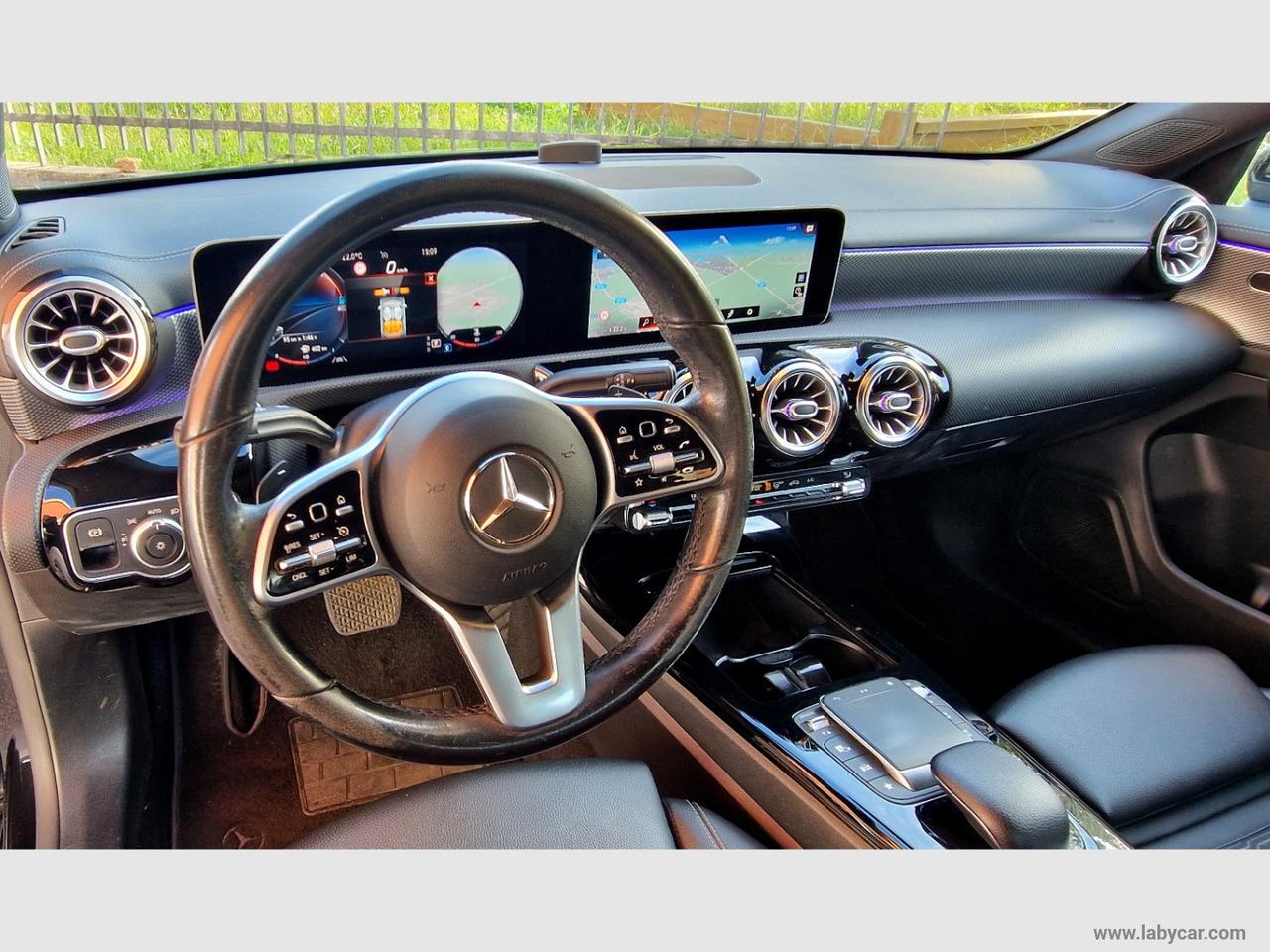 MERCEDES-BENZ CLA 180 Automatic Sport