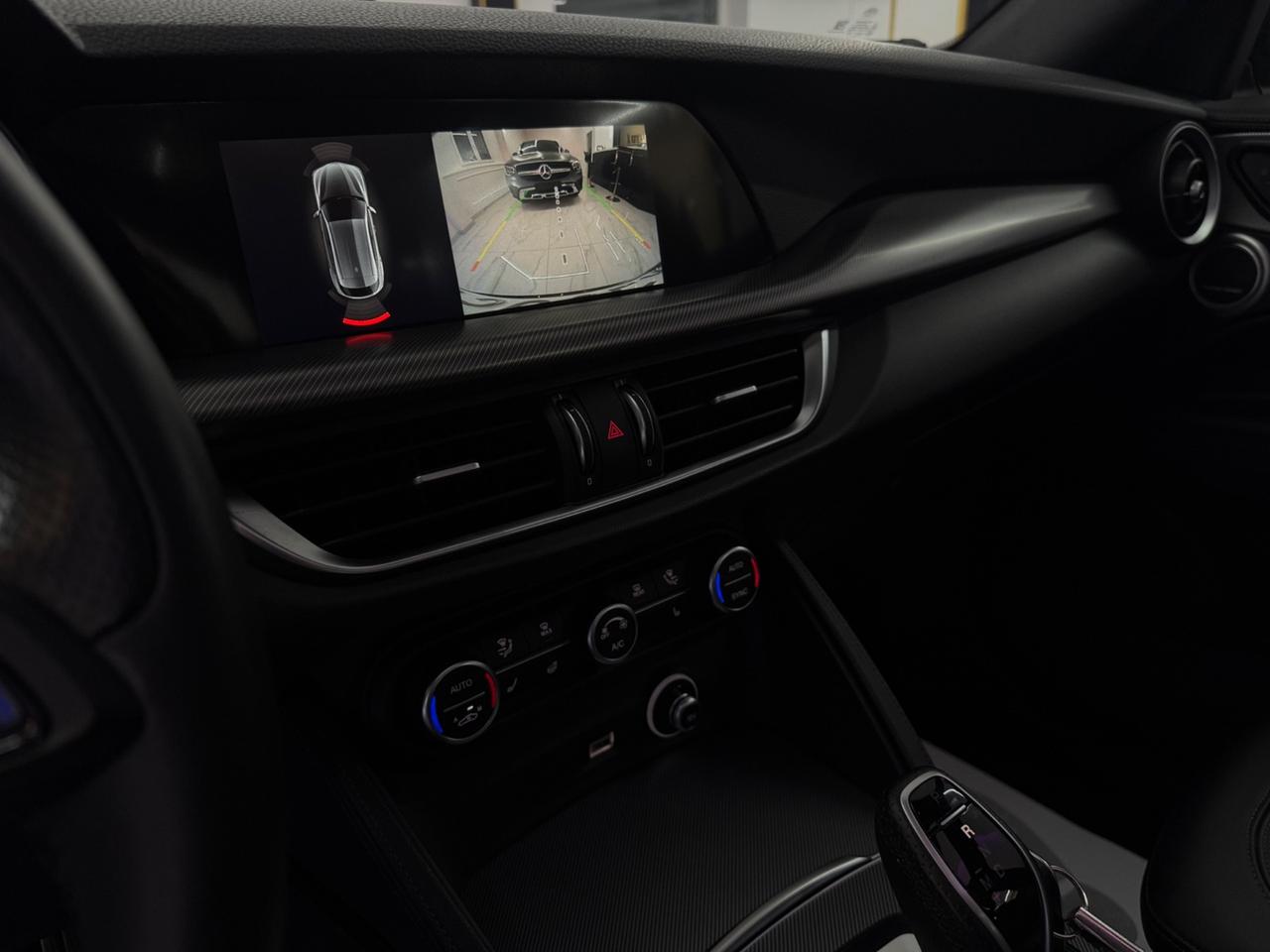 Alfa Romeo Stelvio 2.2 210Cv Q4 Veloce-Iper Full