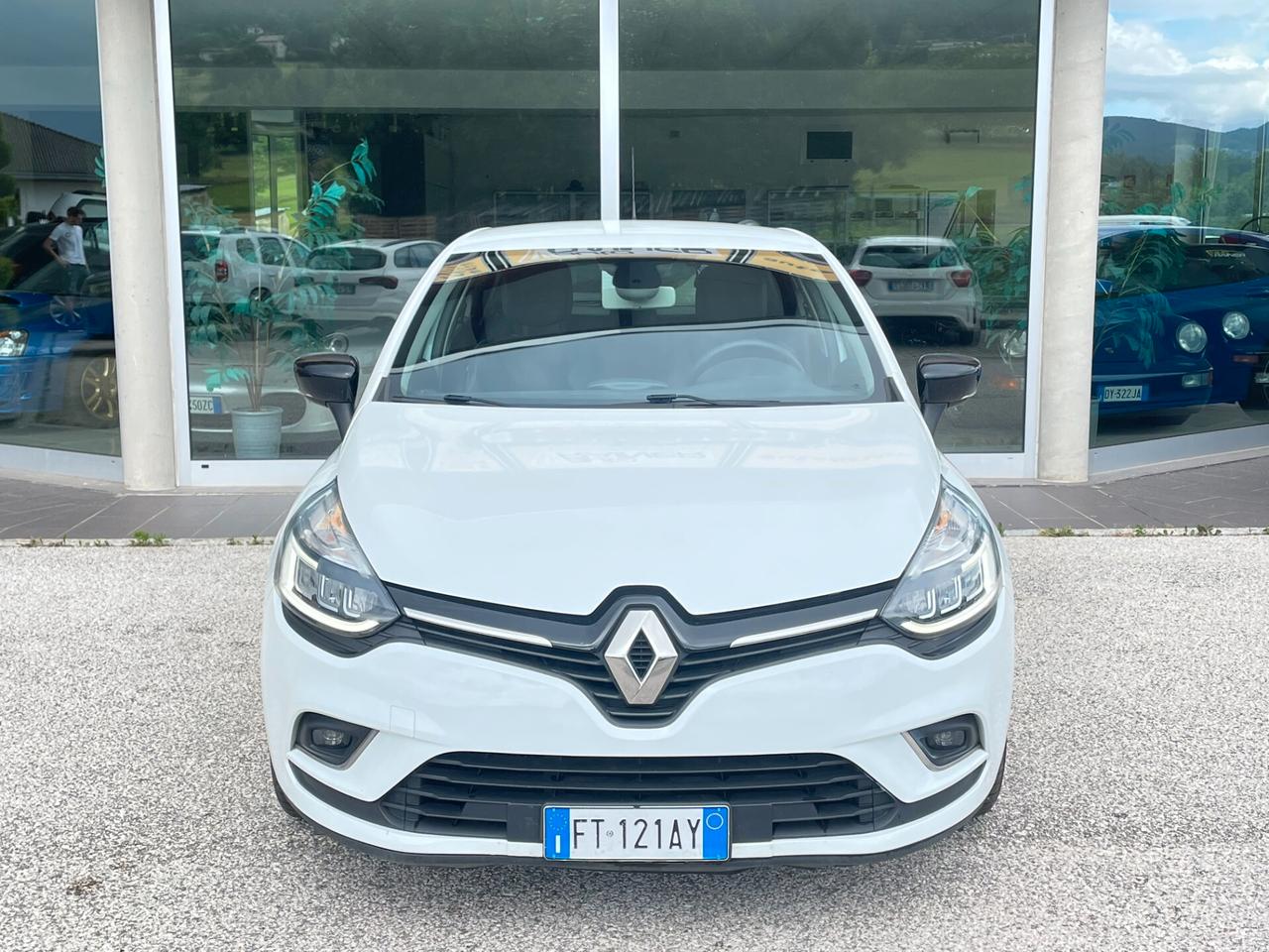 Renault Clio dCi 8V 90 CV 5 porte Moschino Life
