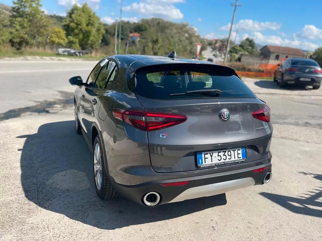 Alfa Romeo Stelvio 2.2 Turbodiesel 190 CV AT8 Q4 Executive