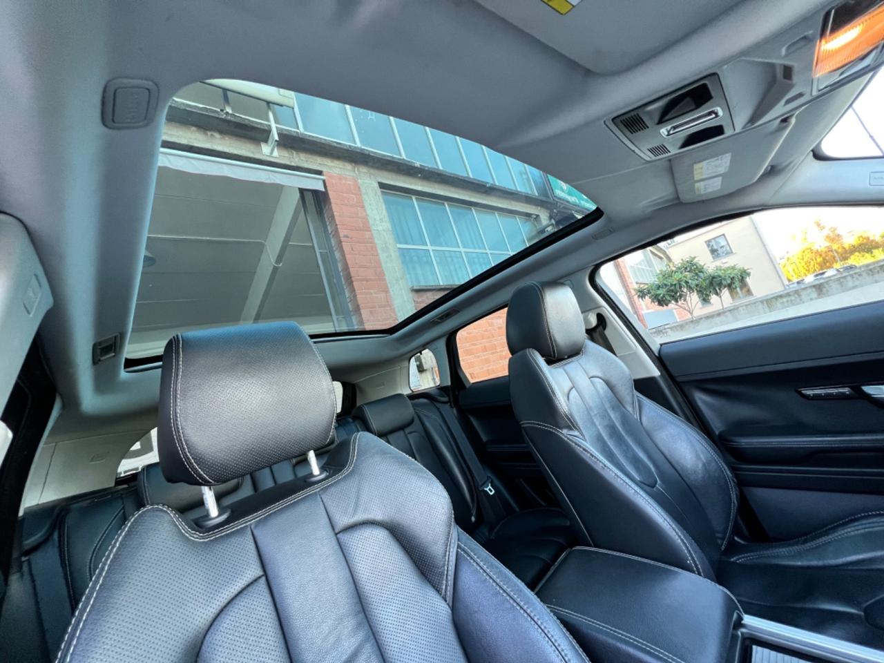 Land Rover Range Evoque 2.2 Sd4 5p. Prestige