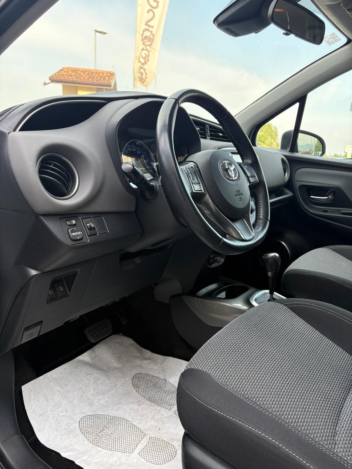 Toyota Yaris 1.5 Hybrid 5 porte Active