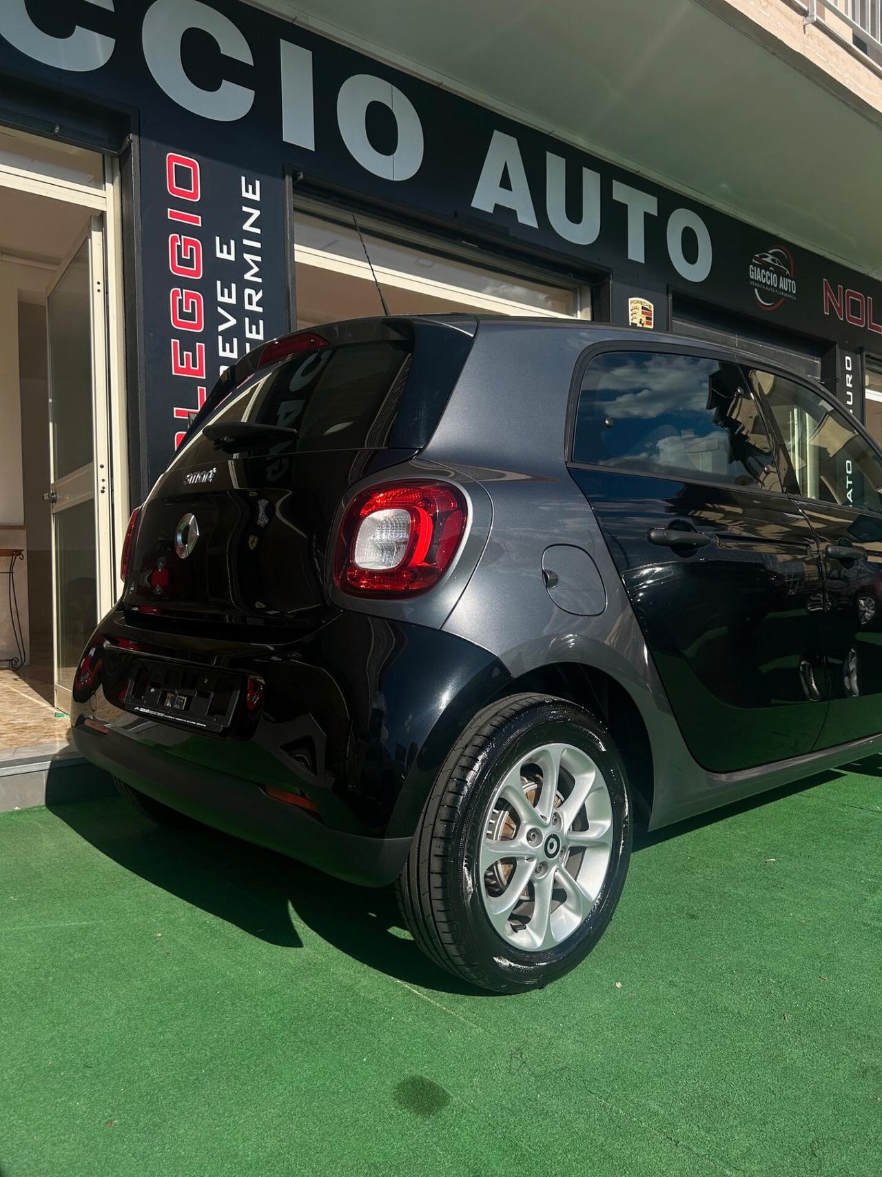 Smart ForFour 70 1.0 Youngster