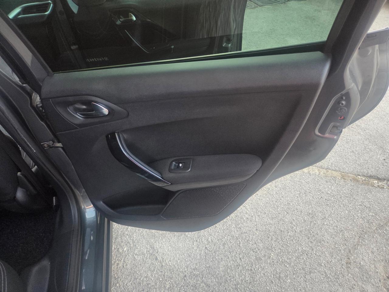 PEUGEOT 208 1.6 DIESEL 100 CV KM 120000 CERTIF