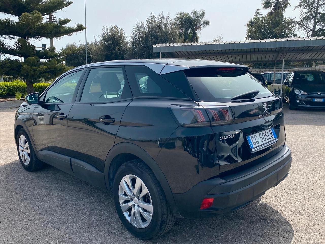 Peugeot 3008 BlueHDi 130 S&S EAT8 Active Business