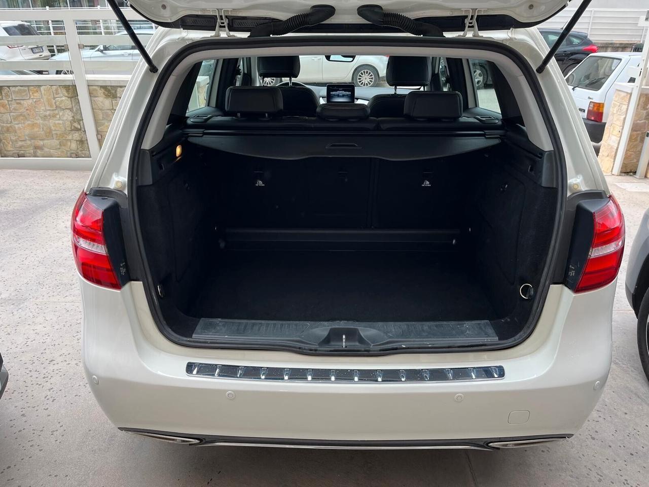 Mercedes-benz Classe B 180 d Sport AMG