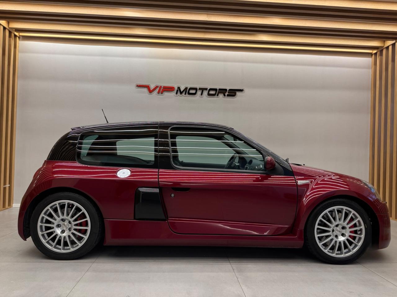 RENAULT CLIO V6 3.0 230CV **RARISSIMA ** ESEMPLARE NR 565