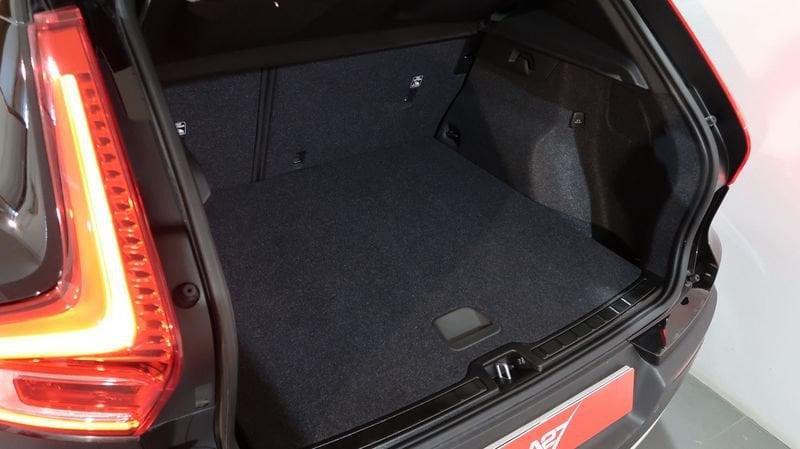 Volvo XC40 Recharge T4 Recharge Plug-in auto Essential