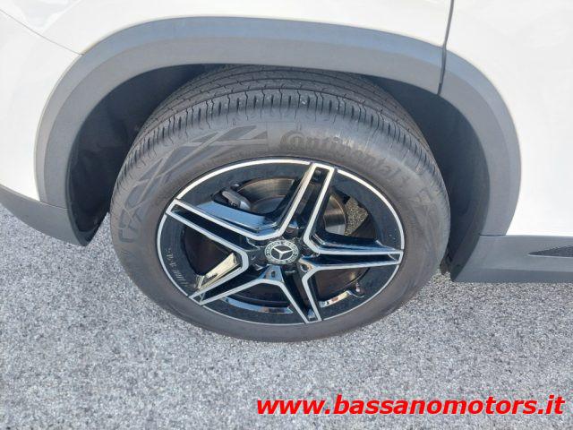 MERCEDES-BENZ GLA 200 Automatic AMG Line Premium