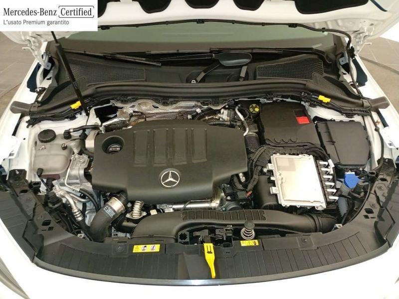 Mercedes-Benz GLA 180 D ADVANCED AUTO