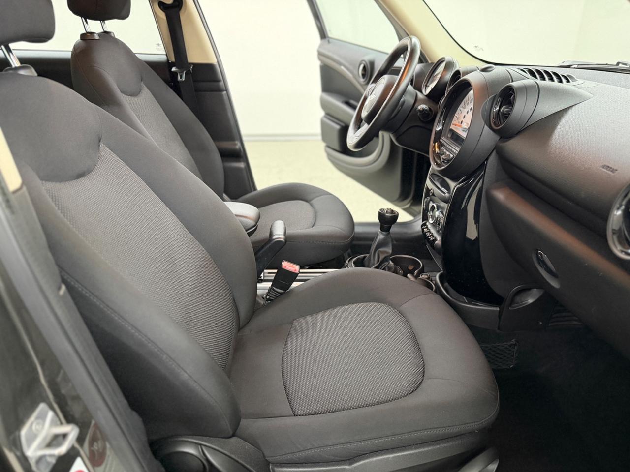 Mini Cooper D COUNTRYMAN(anno 2013)