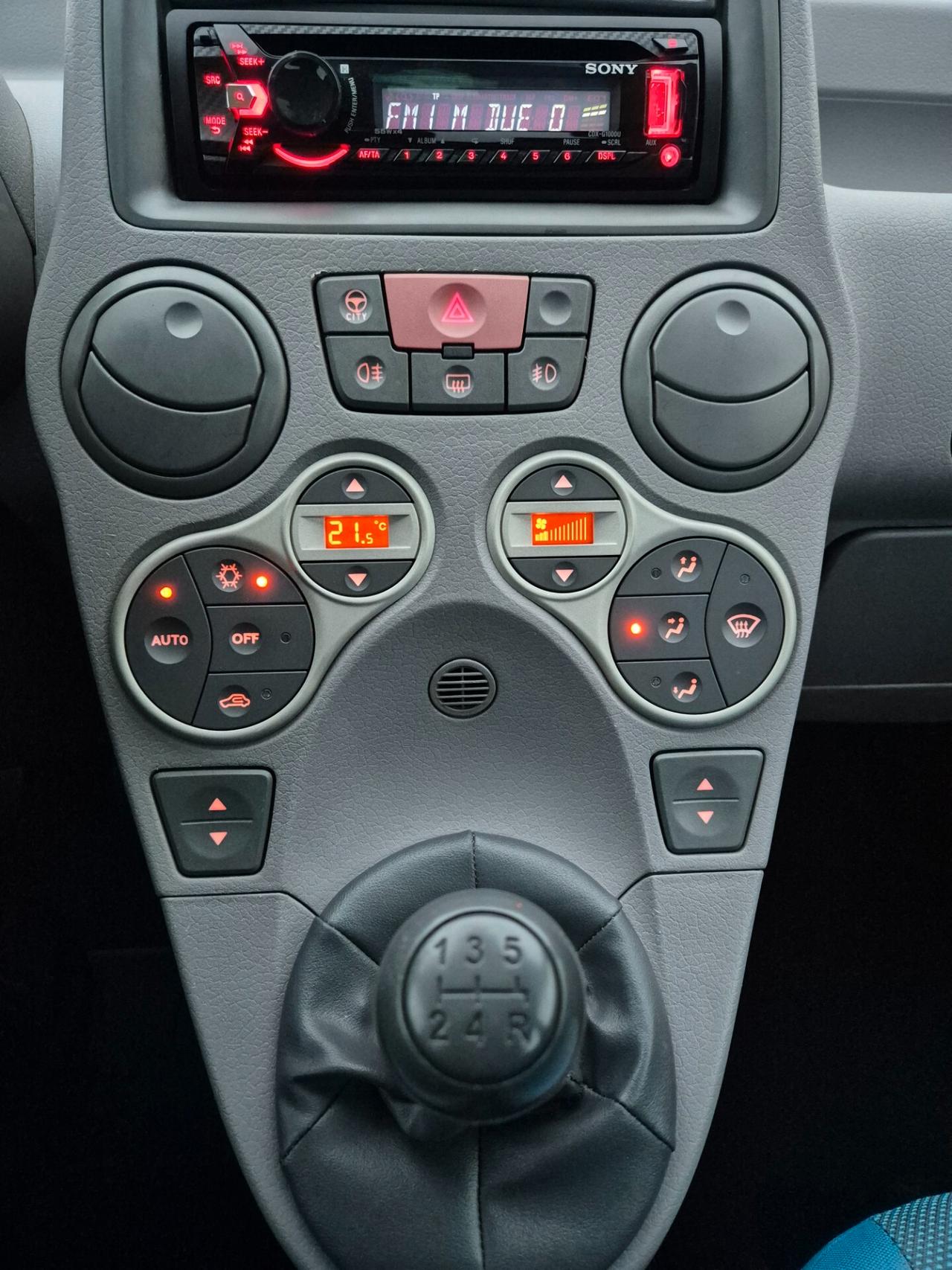 Fiat Panda 1.2 benzina neopatentati