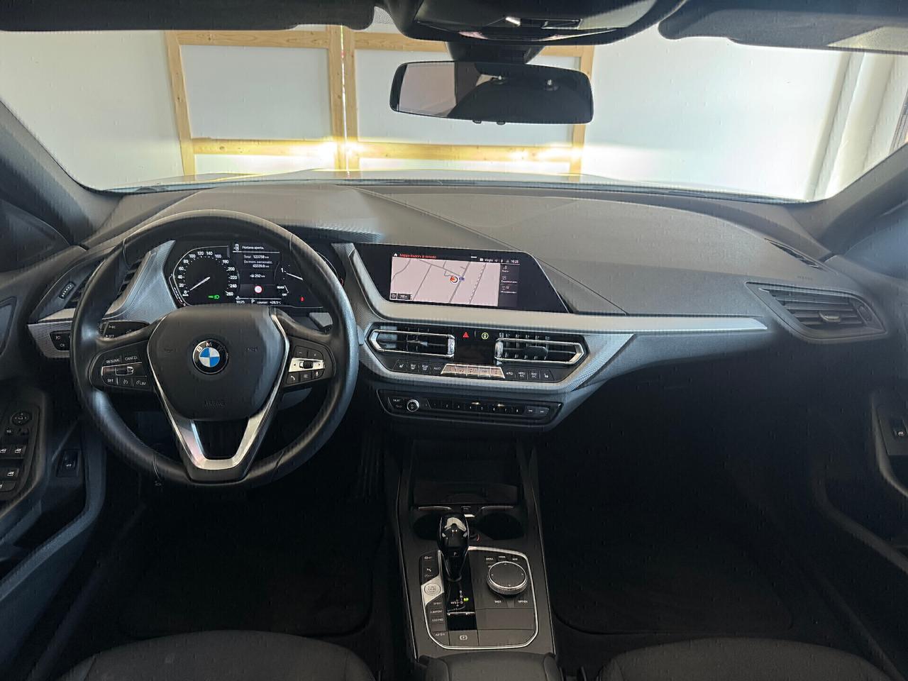 Bmw 116d Sport Line - 2021