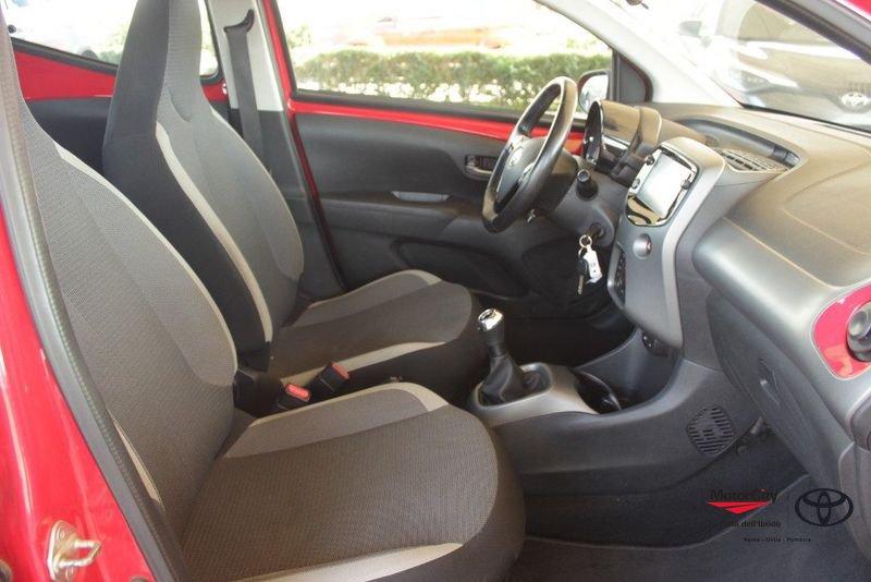 Toyota Aygo Connect 1.0 VVT-i 72 CV 5 porte x-play