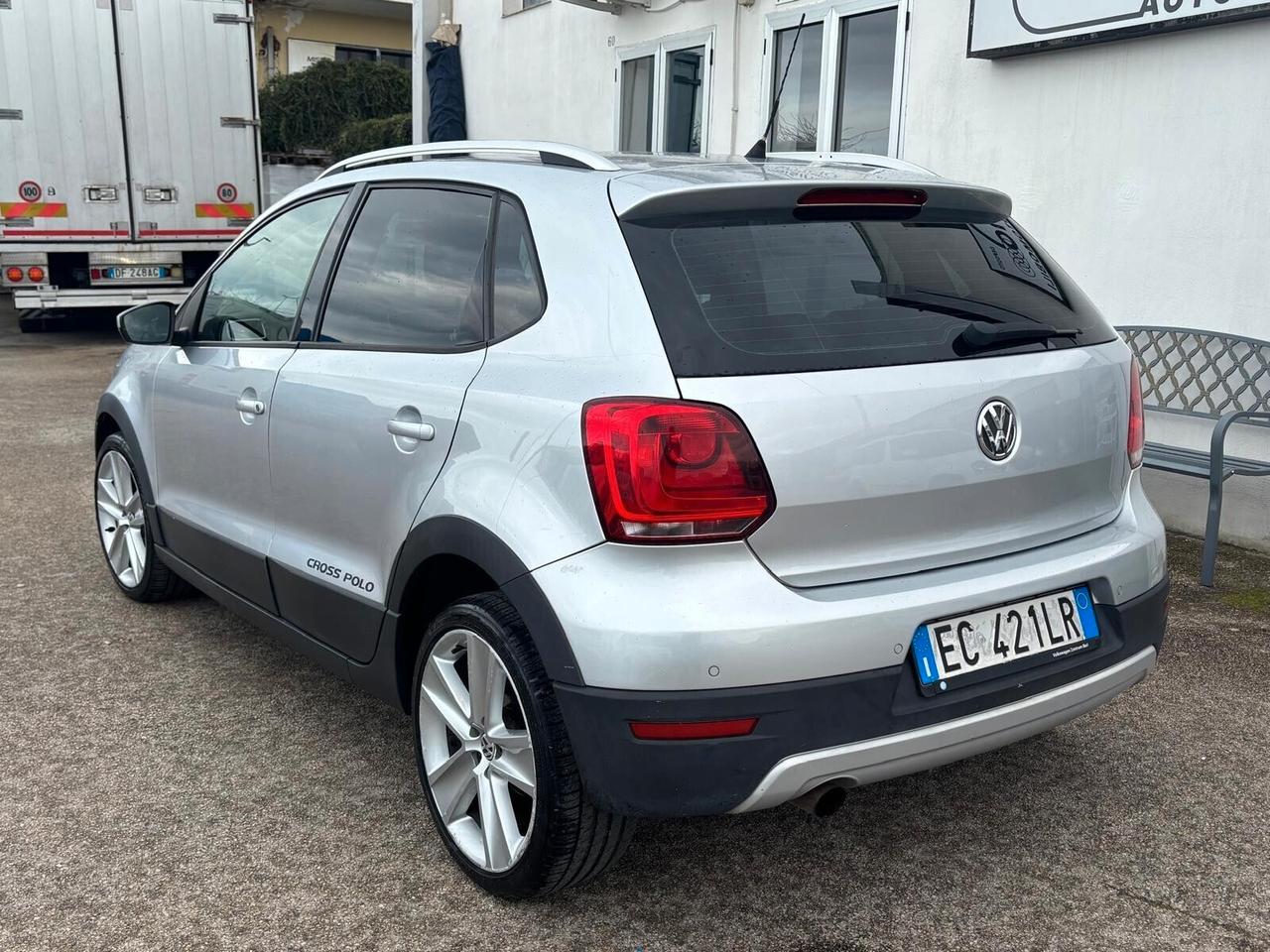 Volkswagen Polo Cross 1.4 5 porte Highline