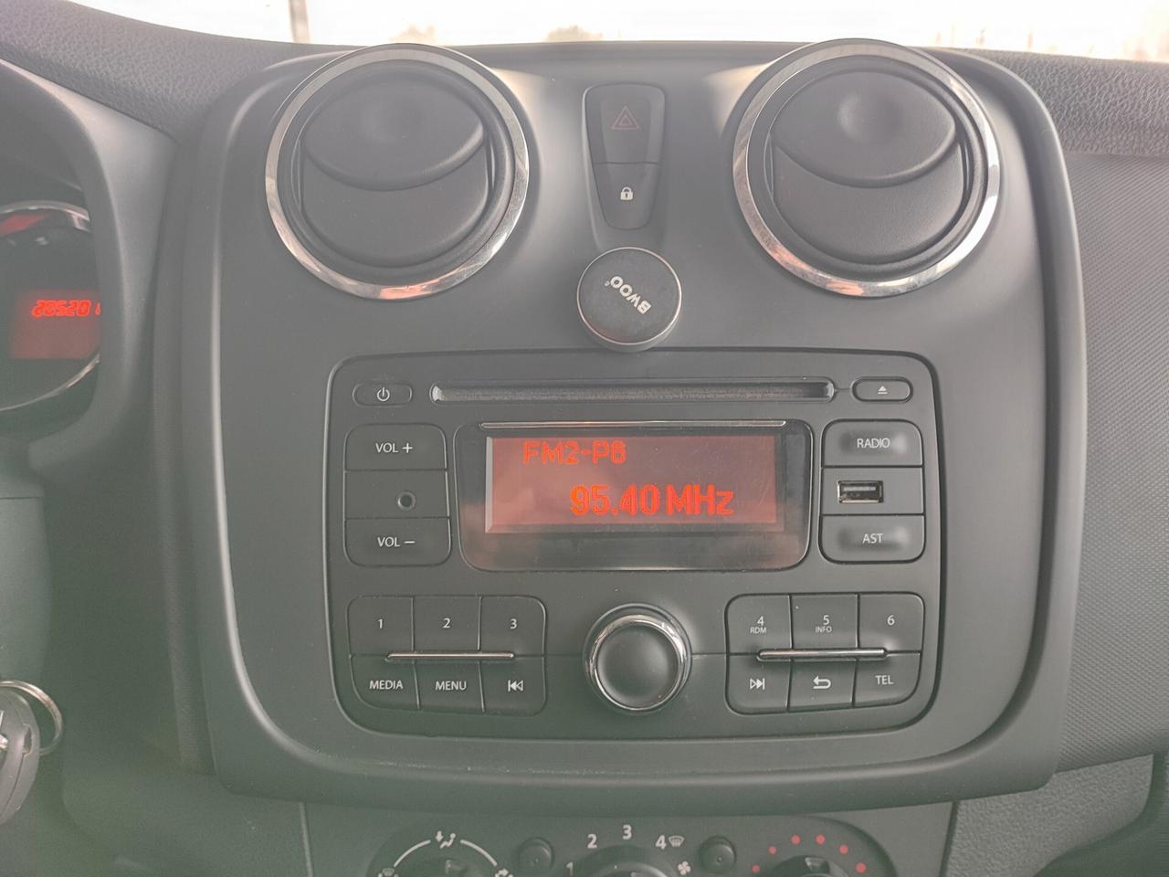 Dacia Sandero 1.2 75CV GPL