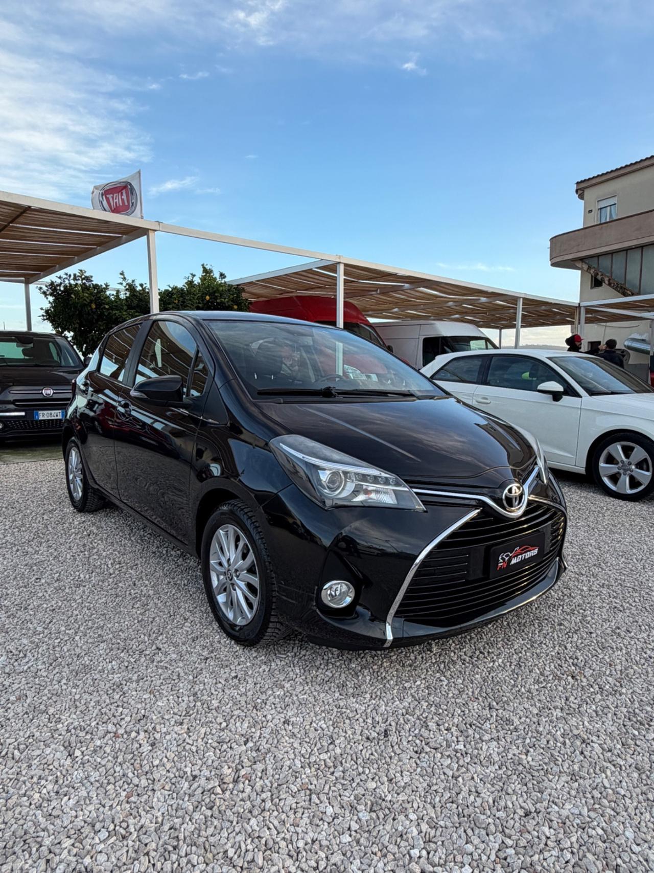 Toyota Yaris 1.3 5 porte Lounge