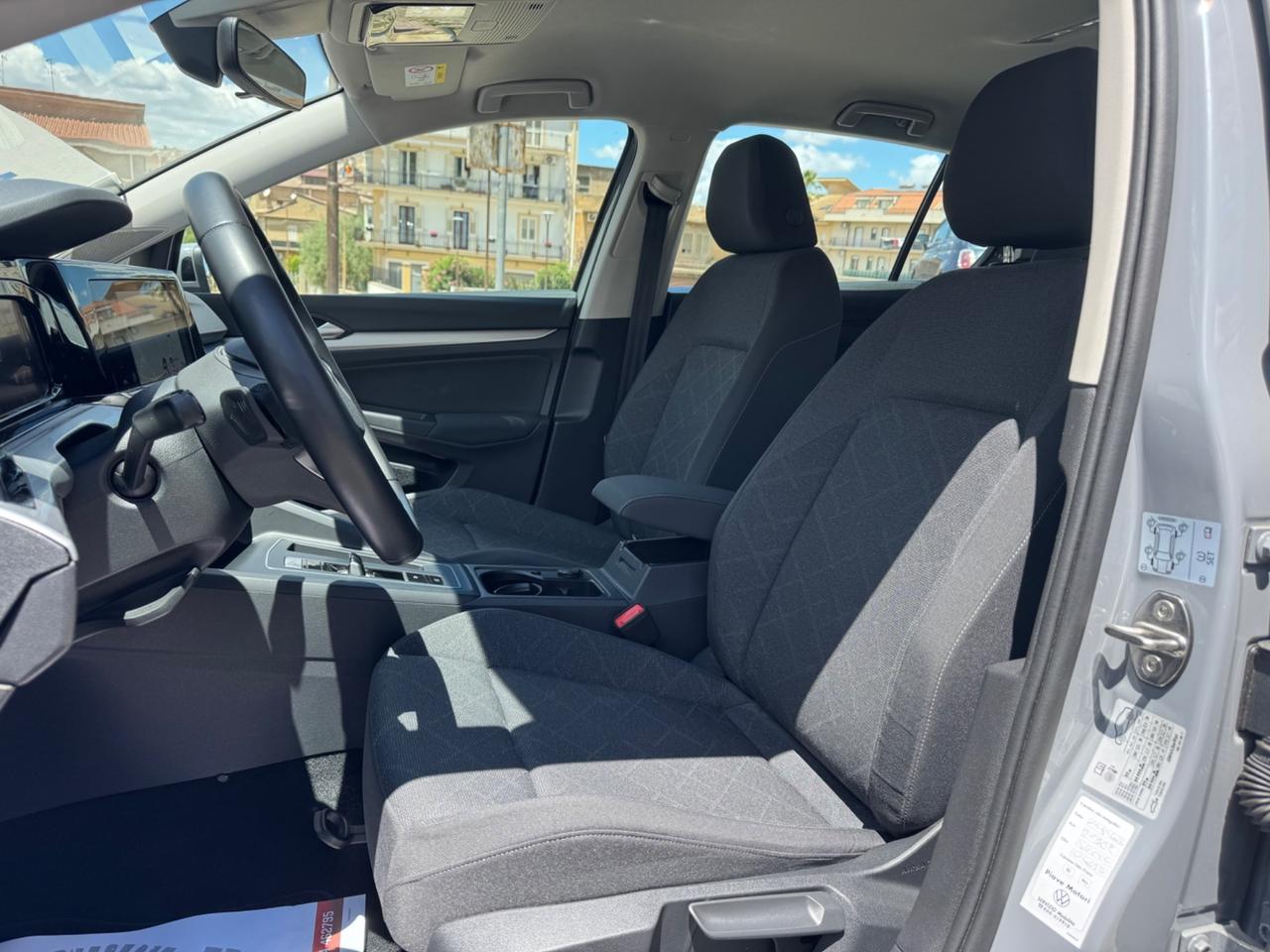 VOLKSWAGEN GOLF 8 2.0 TDI 150 CV DSG LIFE FULL IVA