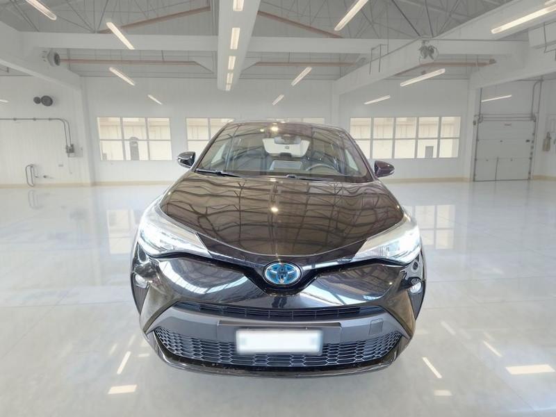 TOYOTA C-HR 1.8H 98CV E-CVT Business