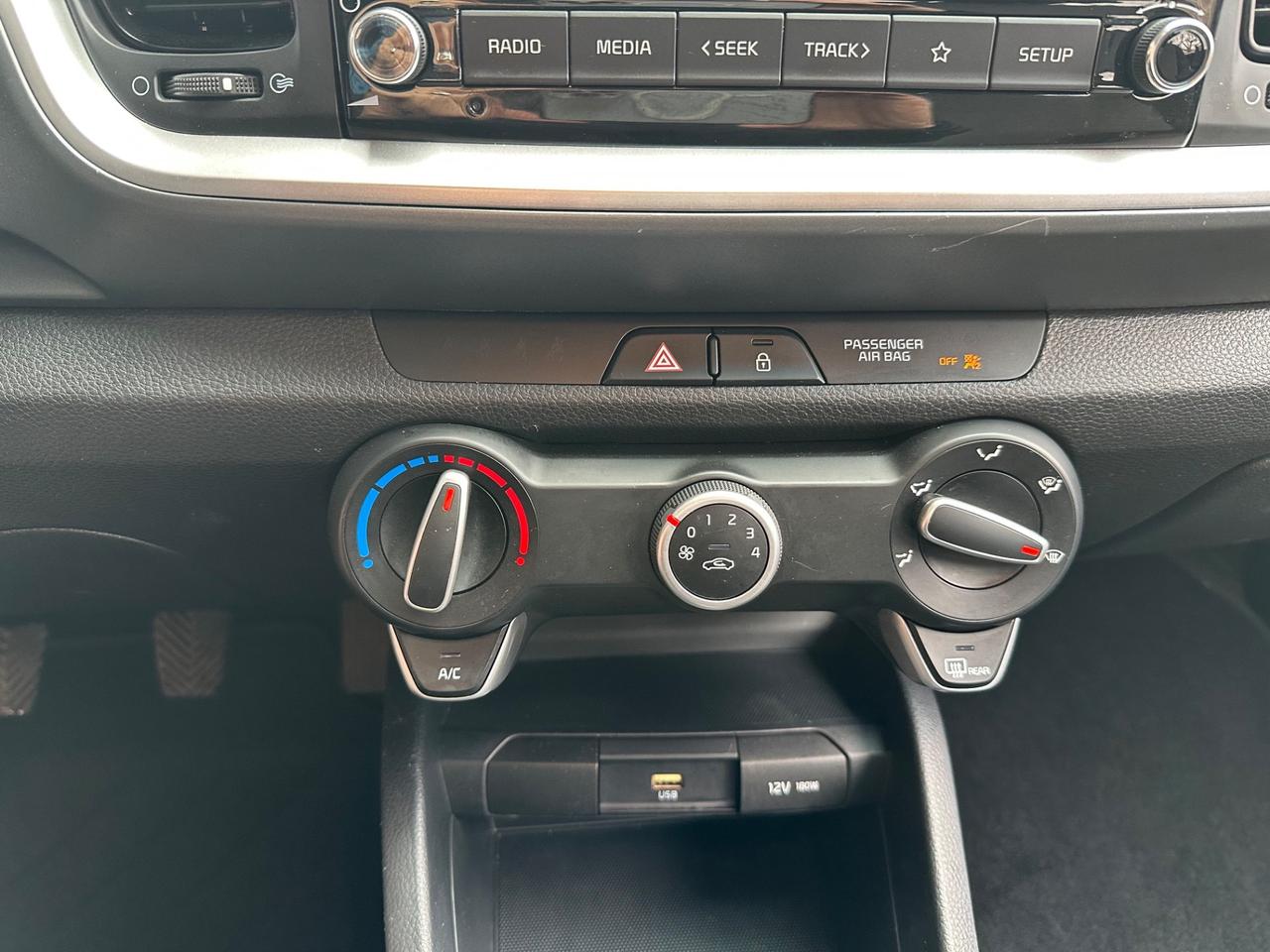 Kia Stonic 1.0 T-GDi 100 CV MHEV MT GT Line