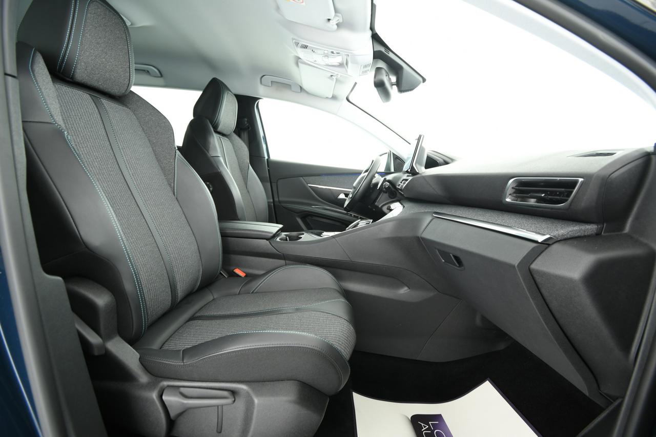 PEUGEOT 5008 1.5 bluehdi Allure Pack s&s 130cv eat8 CAMERA+APP CONNECT