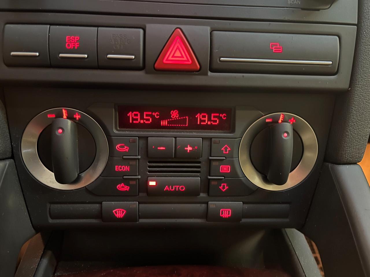 Audi A3 Sportback Spb 1.6 tiptronic-Ok Neopat-LEGGI SOTTO