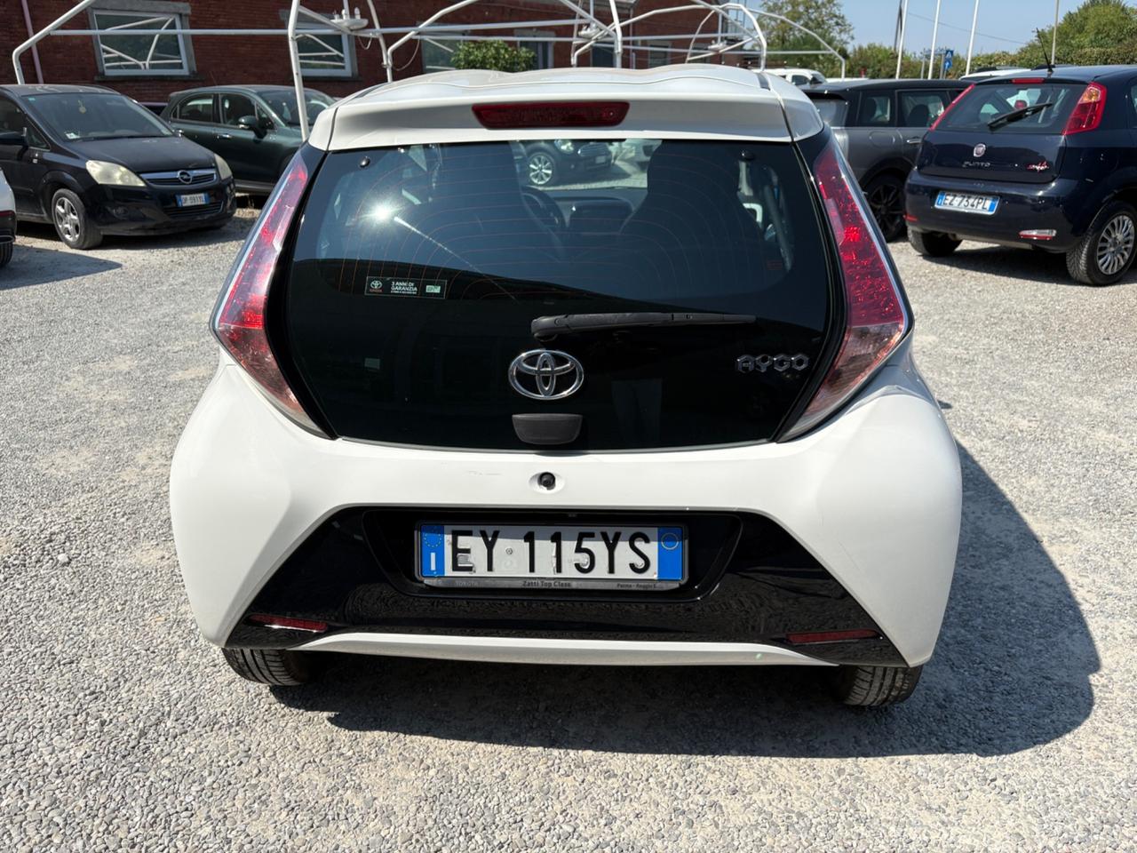 Toyota Aygo 1.0 Benzina 69 CV 5 porte