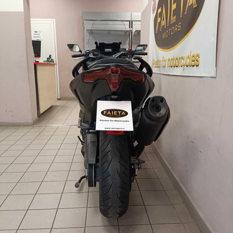 Yamaha T-Max 560 - 2023
