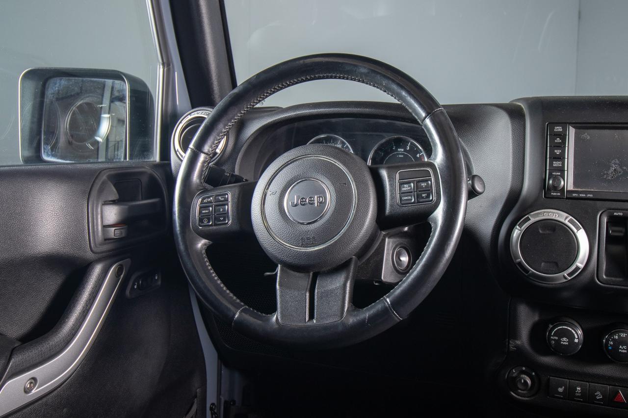 Jeep Wrangler 2.8 Crd Sahara Auto 200cv 4x4 Hard Top - Soft Top