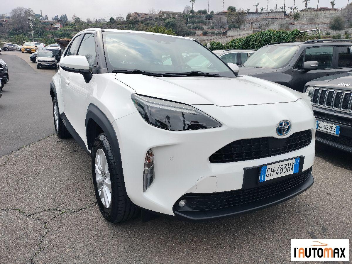 TOYOTA - Yaris Cross 1.5h Business 116cv e-cvt