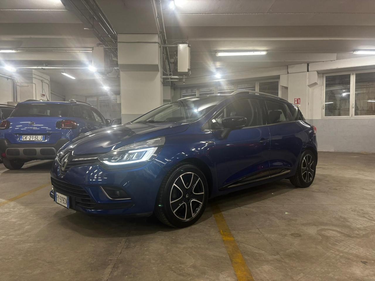 RENAULT Clio Sporter 1.5 dci Moschino Zen 75cv