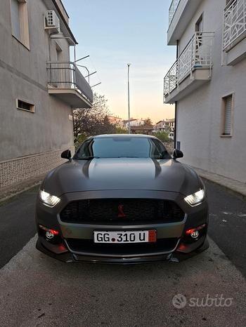 Ford Mustang Fastback 5.0 V8 TiVCT aut. GT