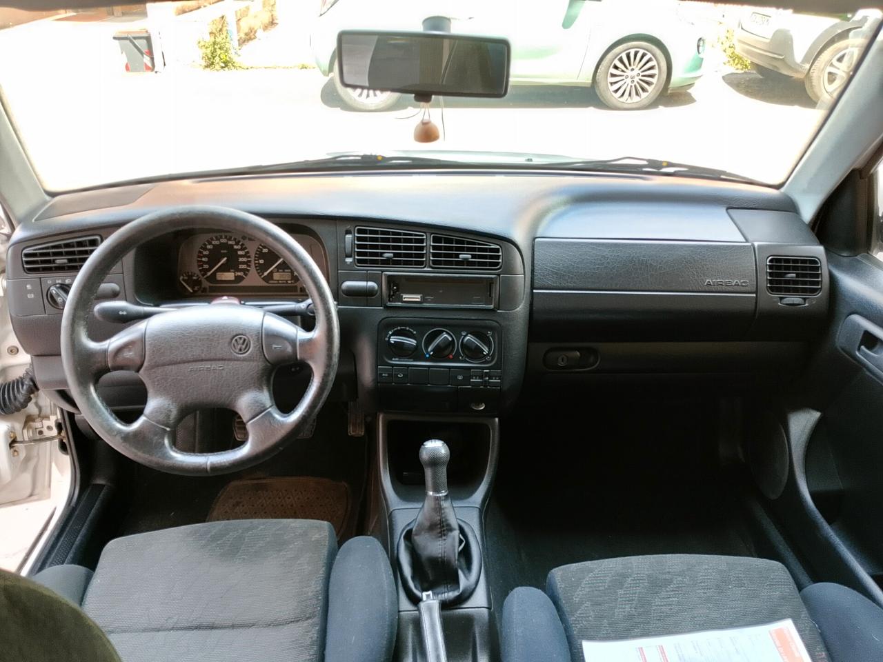 Volkswagen Golf 2.8 VR6 cat 5 p. DOHC CLIMA ABS