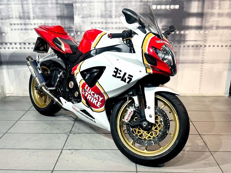 Suzuki GSX-R 750