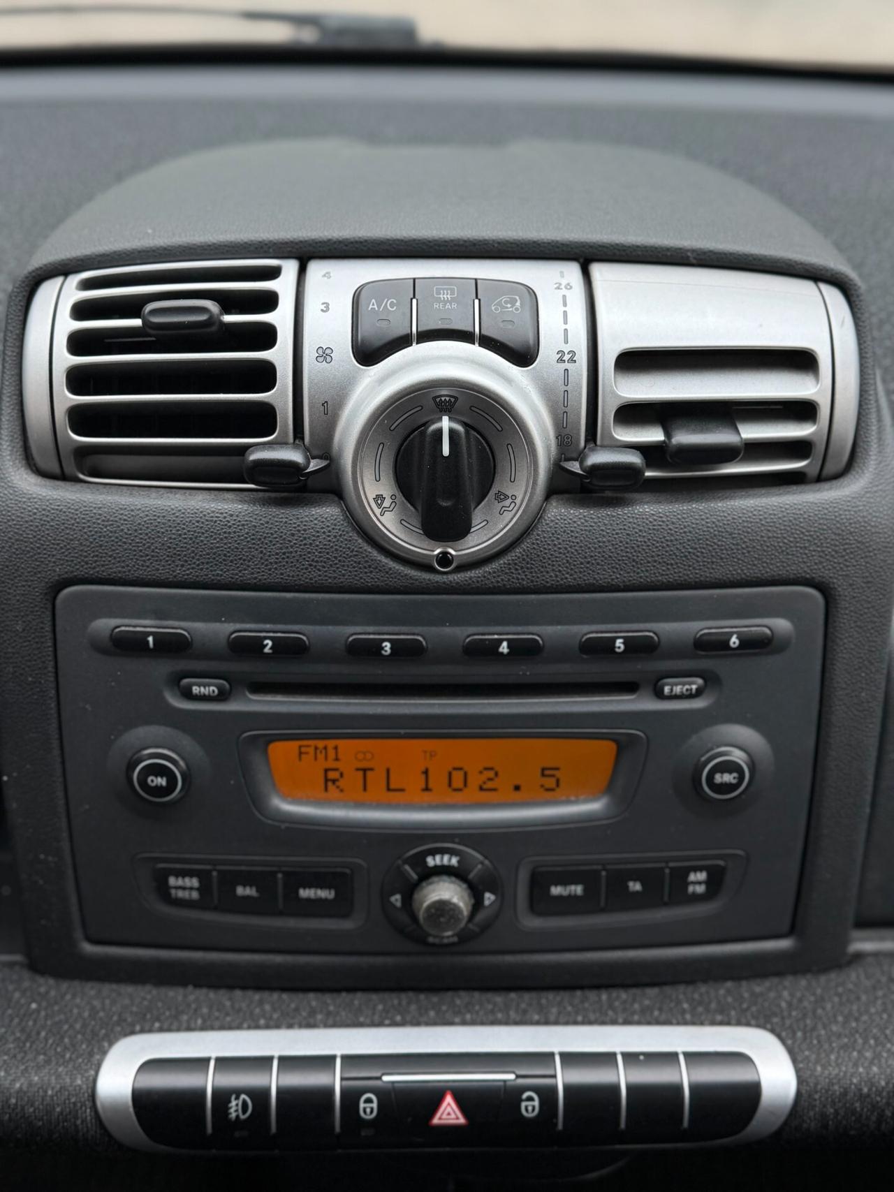 Smart ForTwo 1000 52 kW coupé pure