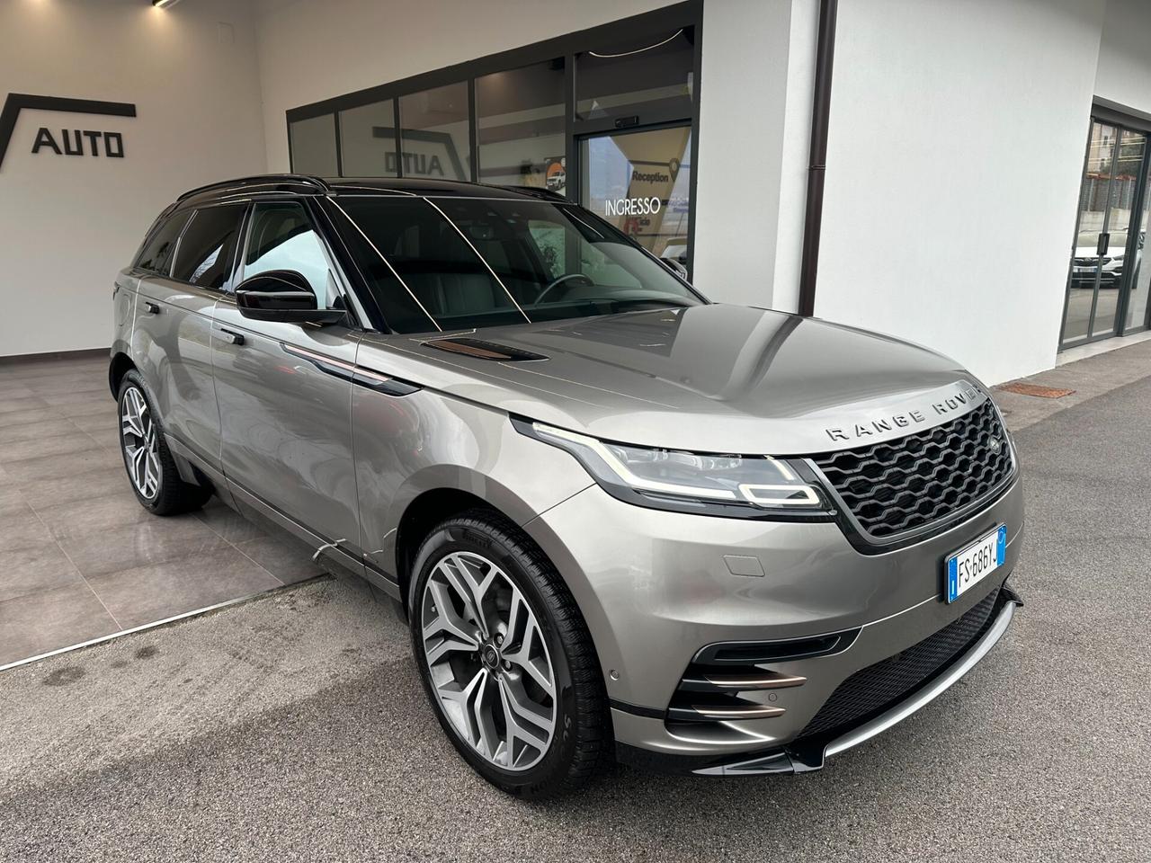 Land Rover Range Rover Velar Range Rover Velar 2.0D I4 240 CV R-Dynamic SE