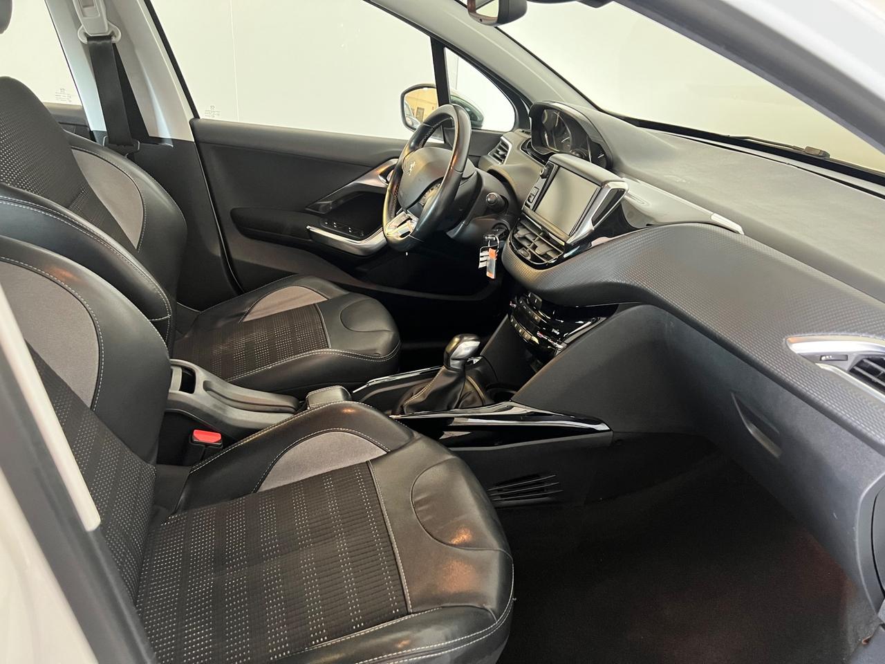 Peugeot 2008 1.2 PureTech 82 Allure