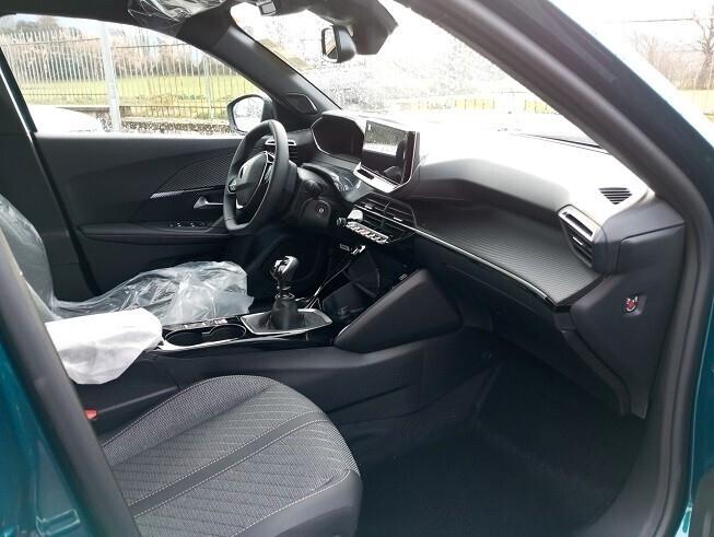 Peugeot 2008 ALLURE 100 CV