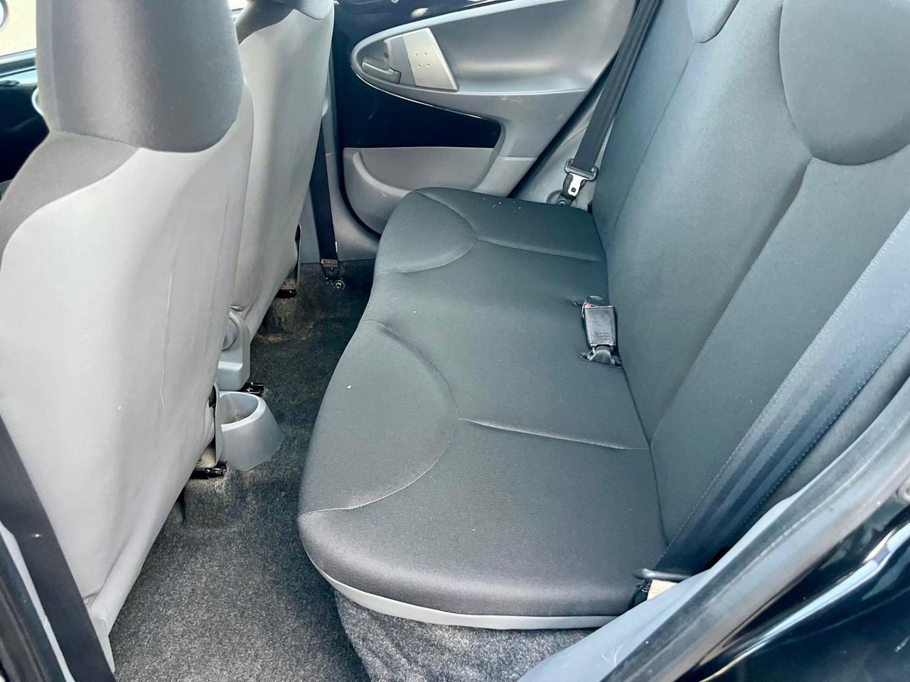 Toyota Aygo 1.0benz 2011 122.000km perfetta per neopatentati