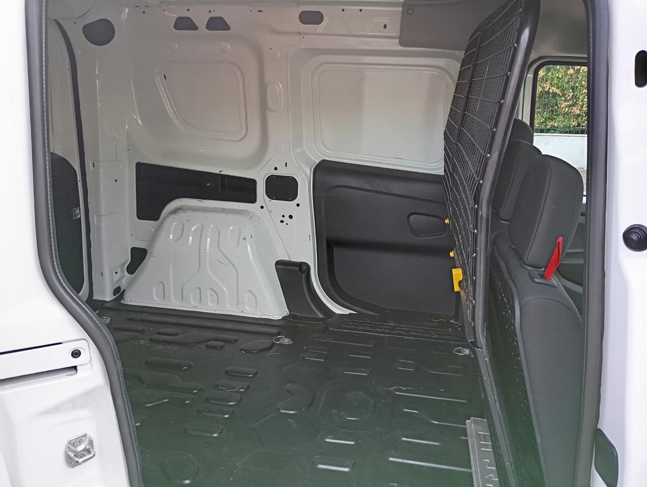 Fiat Doblo Cargo 1.3 Multijet SX 3 Posti