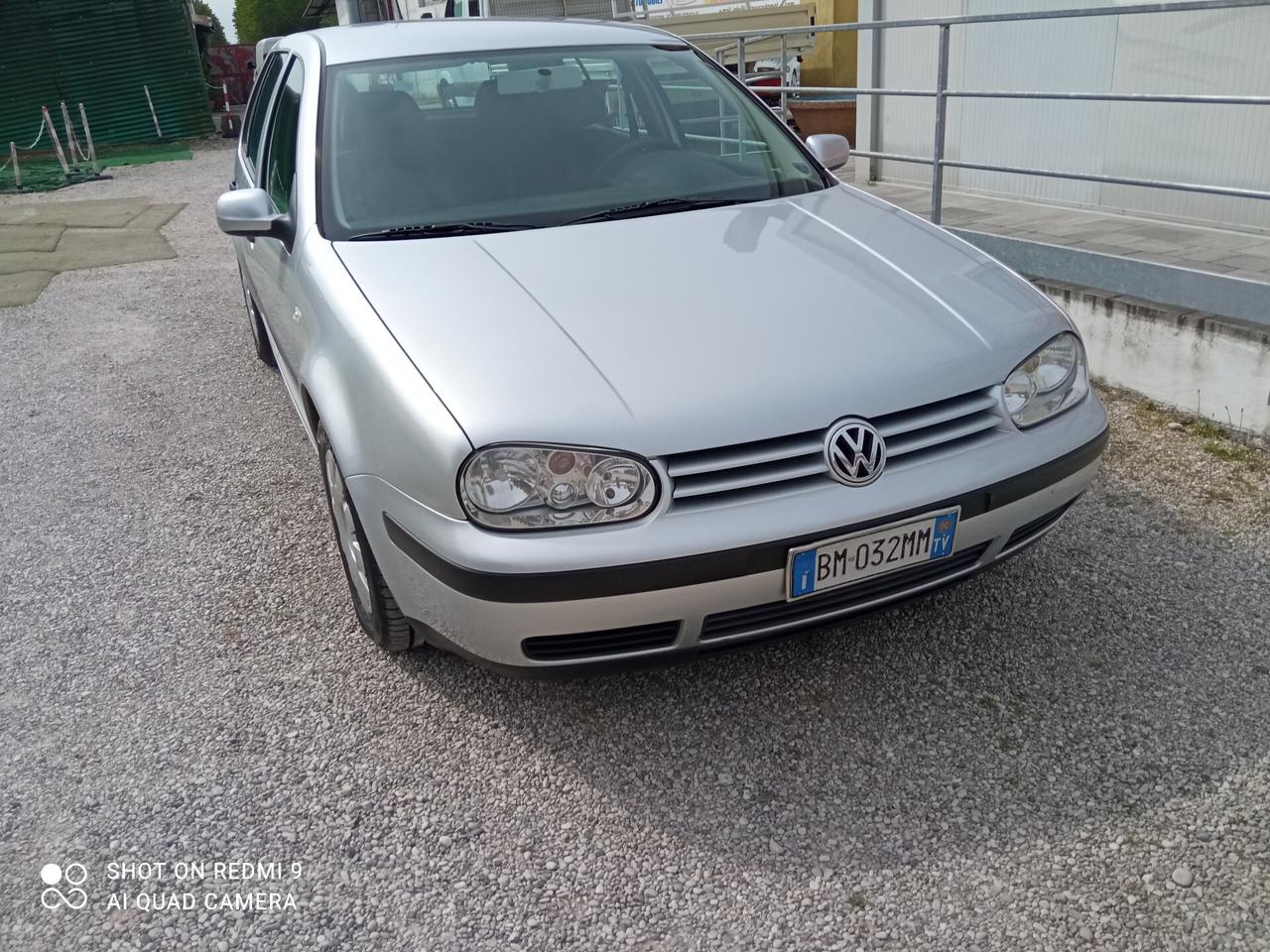 Volkswagen Golf 1.6 cat 5 porte 102cv