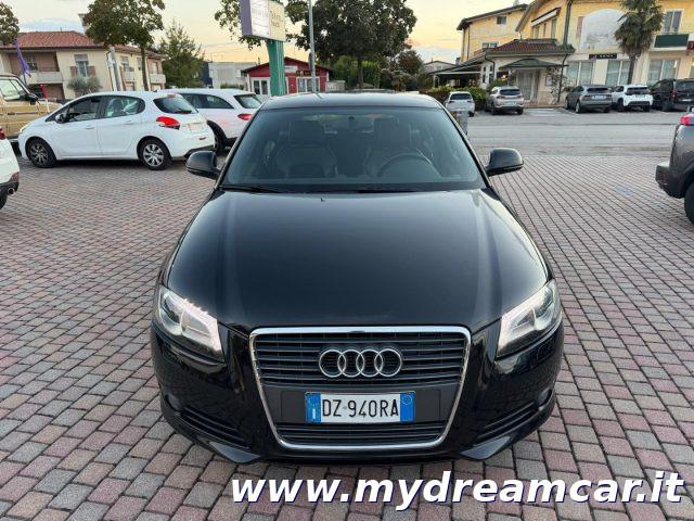 AUDI A3 1.6 TDI 105 CV S Line