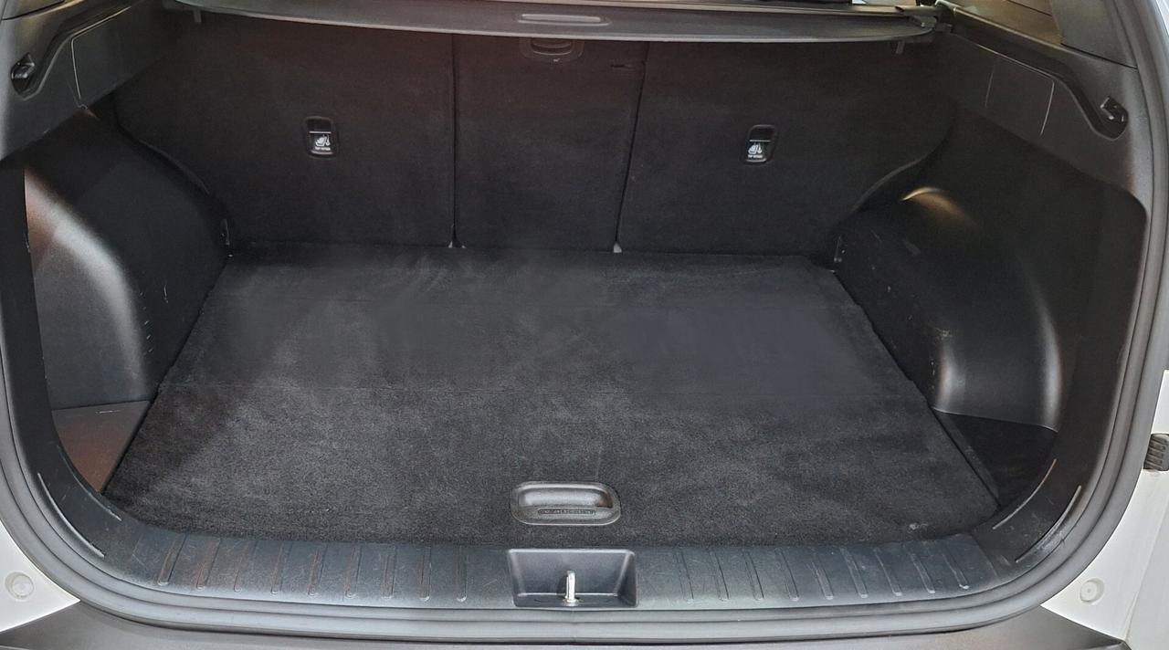 Hyundai Tucson 1.6 CRDI 48V XLine PERMUTO