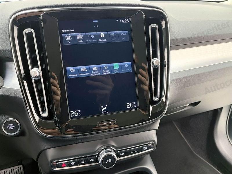 Volvo XC40 XC40 B4 AWD AUT MOMENTUM PRO